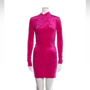 New The Andamane velvet pink dress size M